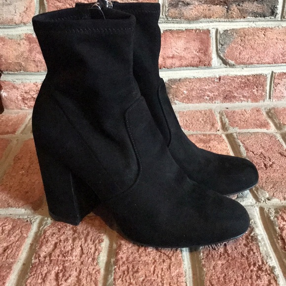 Black Steve Madden Booties - Picture 3 of 3
